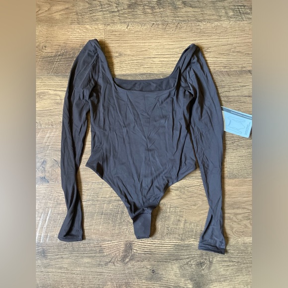 lululemon athletica Tops - NWT XS Wundermost square-neck bodysuit - Espresso color